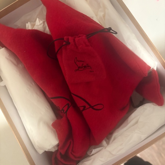 ✨ Authentic Christian Louboutin Heels – Size 41 – Great Condition ✨ - Picture 4 of 10